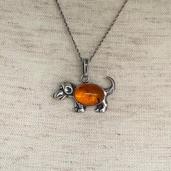 Sterling Silver 925 Puppy Dog Hound Dog Baltic Amber Pendant Necklace 18" Chain - Picture 7 of 16